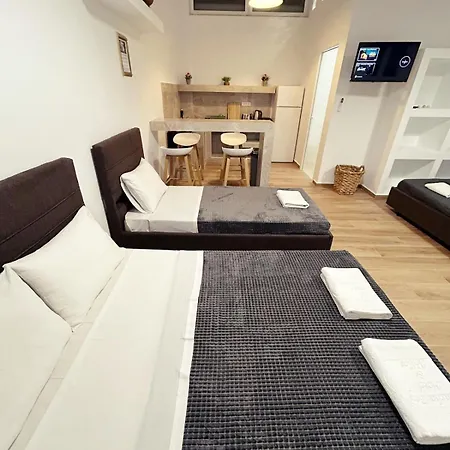 Pedro Navarino Ii Apartment Laganas